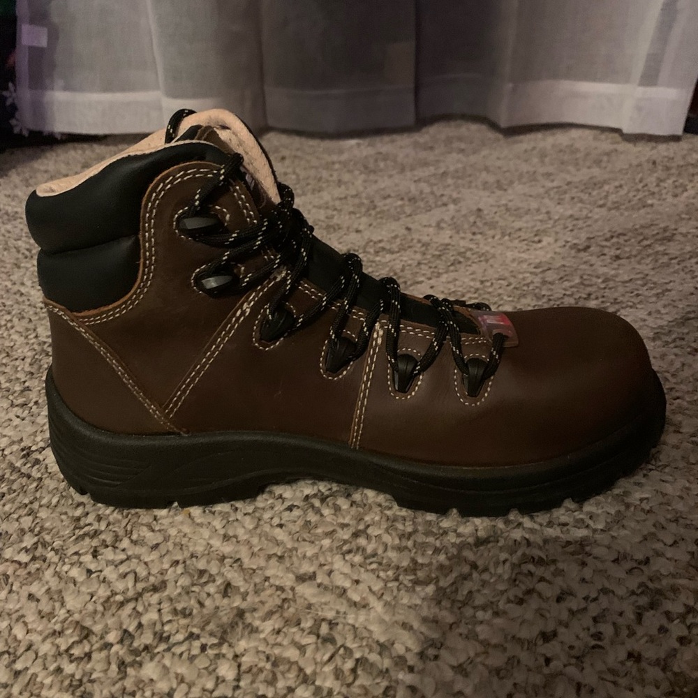 Avenger work boots (steel toe)